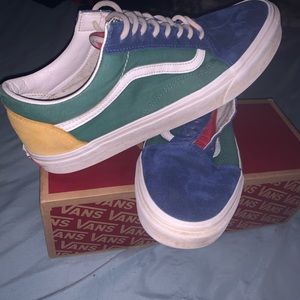 Size 10.5 replacement box